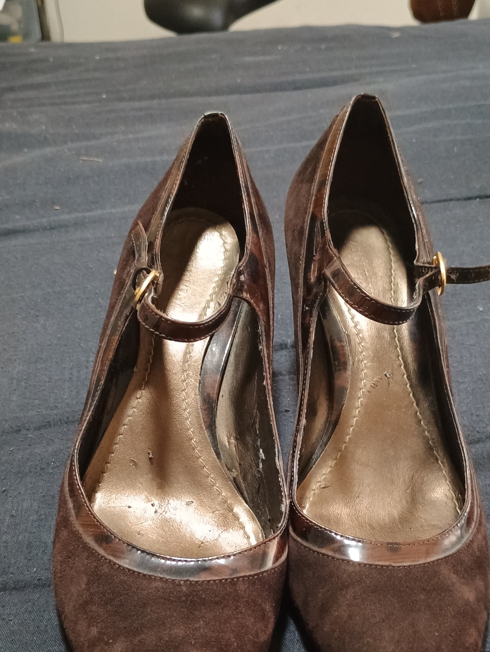 Ann Taylor Brown Suede Mary Jane Heels with Gold Buckle (239)